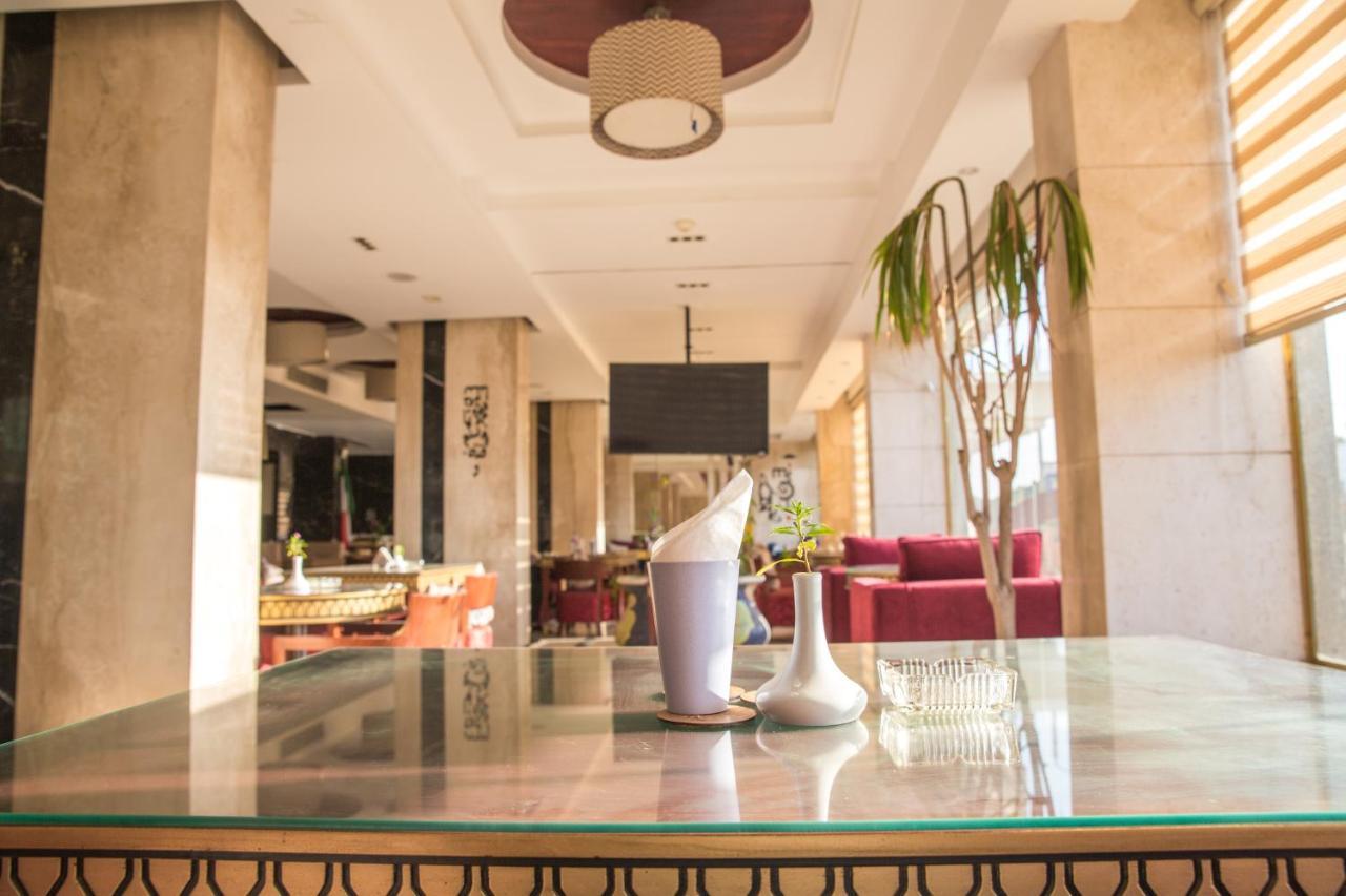 Giza Tiba Pyramids Hotel מראה חיצוני תמונה