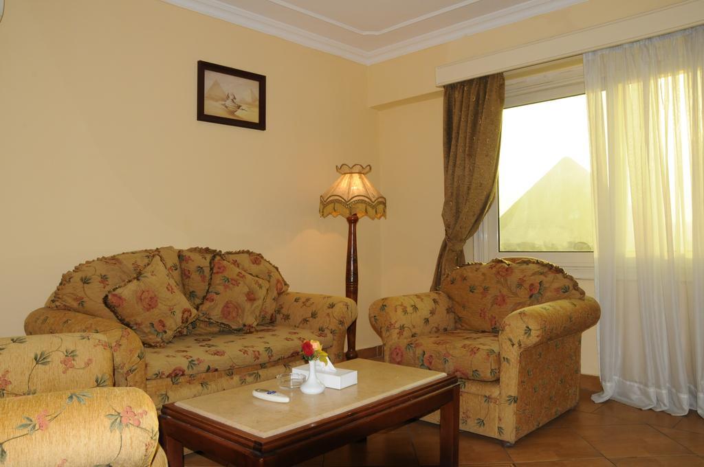 Giza Tiba Pyramids Hotel חדר תמונה