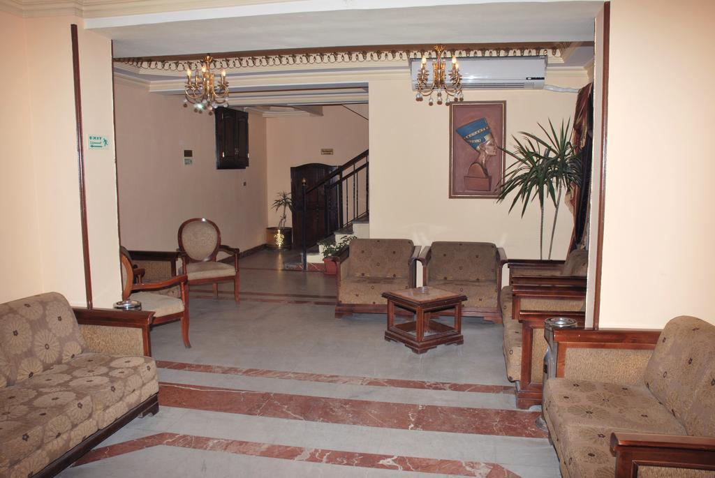 Giza Tiba Pyramids Hotel מראה חיצוני תמונה